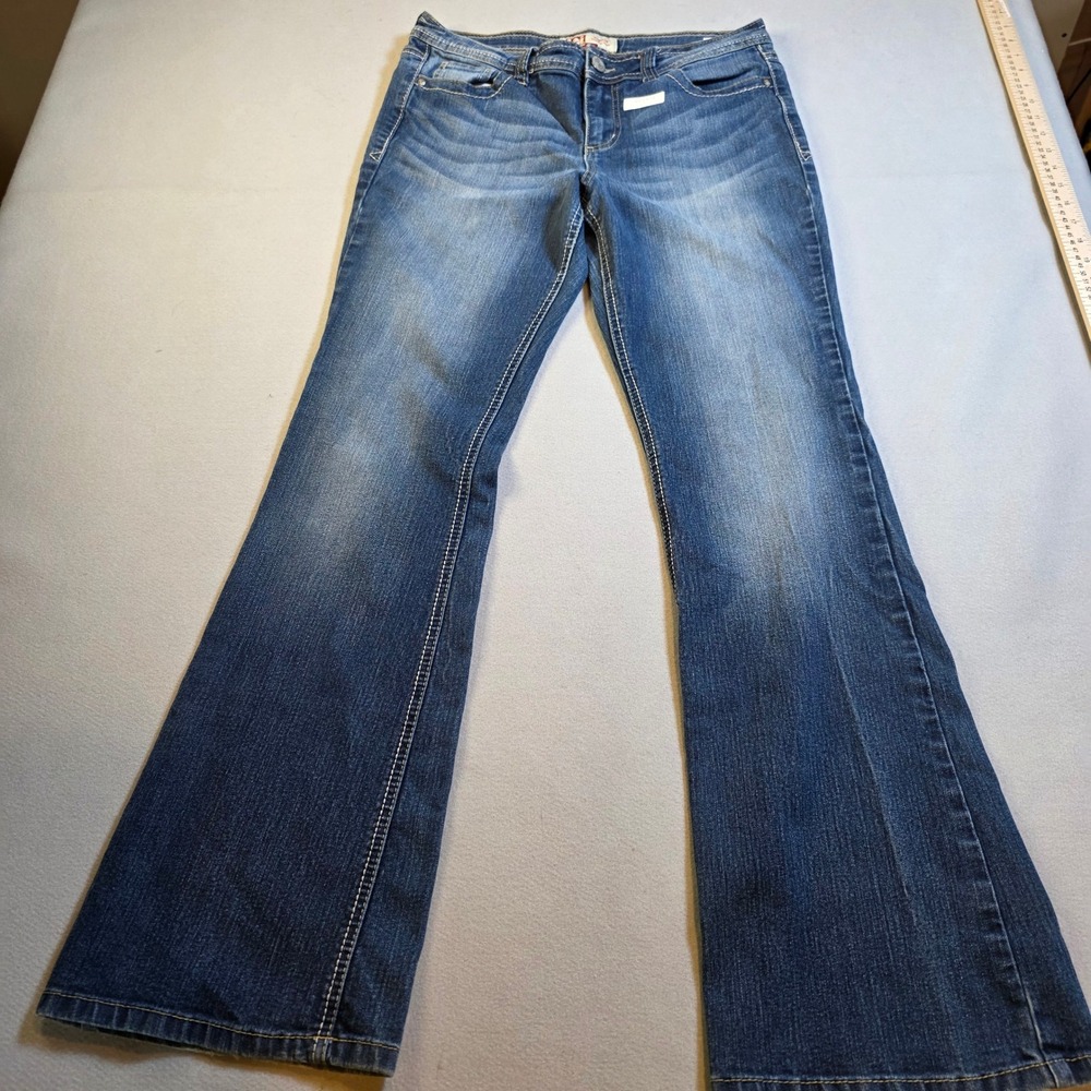 LEI Sophia Hipster Flare Jeans Blue Denim Junior 13 Long Distressed Y2K L207314